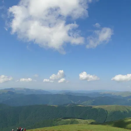 аня рома Lazeshchyna