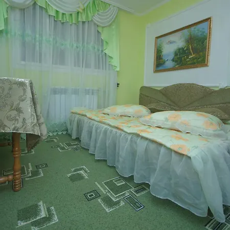 Konukevi аня рома *